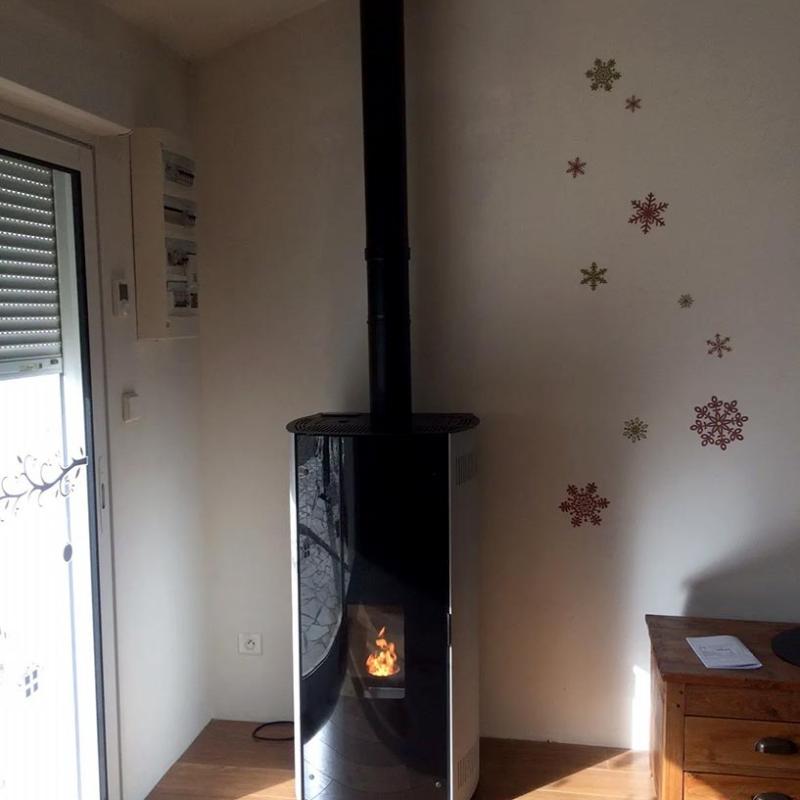 MONA TURBO FONT Poêle à granulés